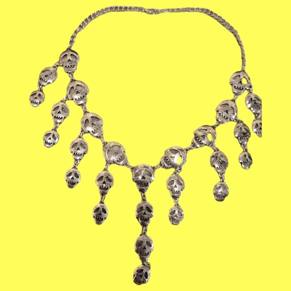 Skeleton Necklace w extension - Picture 2 of 3